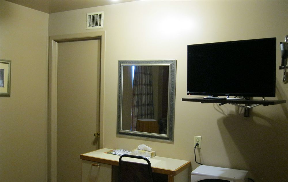 Motel Rayalco Laurier Station ภายนอก รูปภาพ